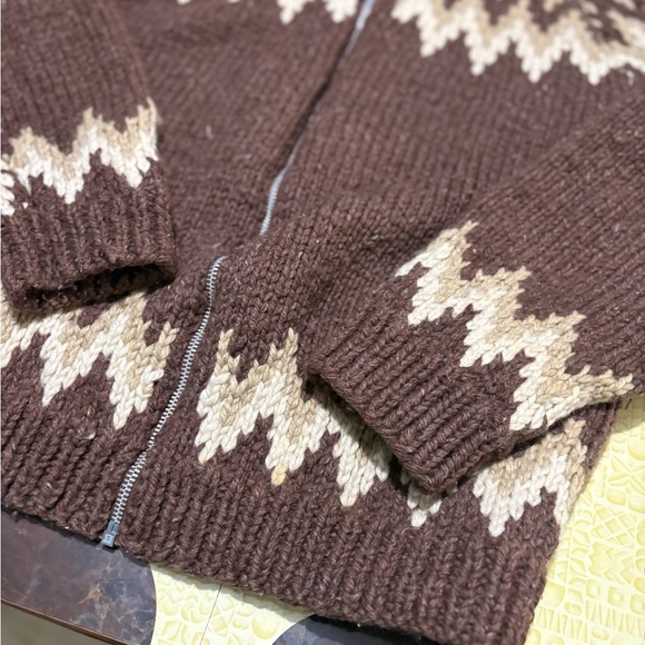 Vintage Brown and Cream Zigzag Knit Pattern Men's Sweater - Picture 3 of 8